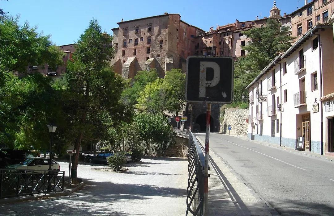 Hotel Mesón del Gallo-1