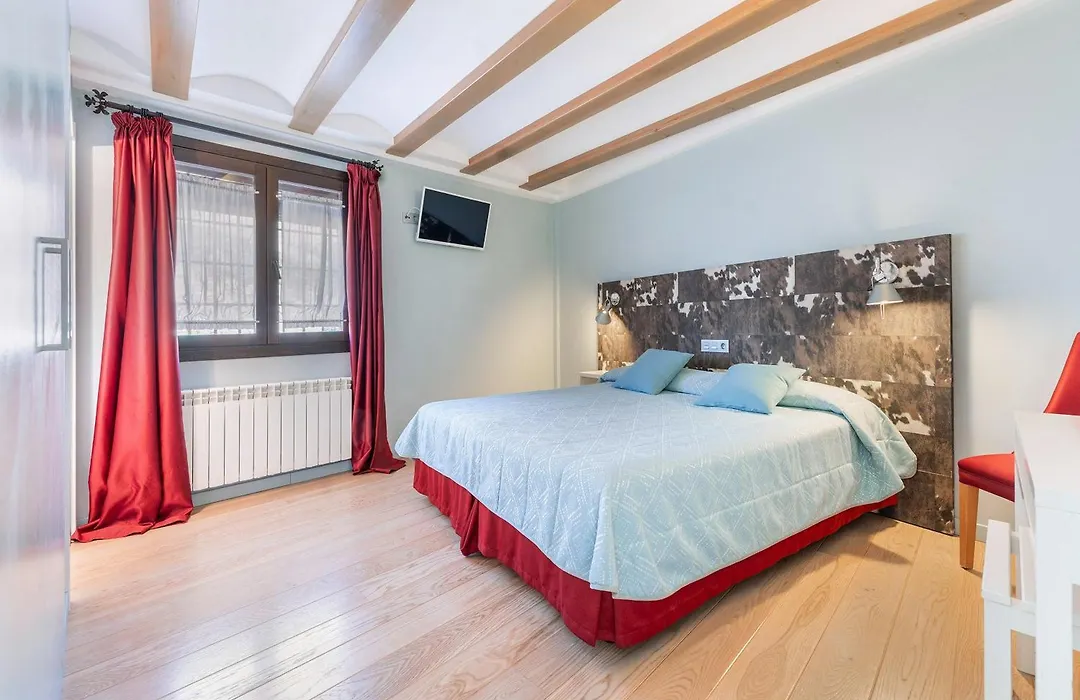 Hotel Albanuracín-1